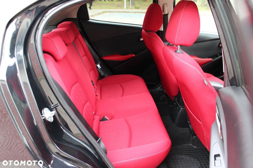 Mazda 2 SKYACTIV-G 90 Red Edition - 10