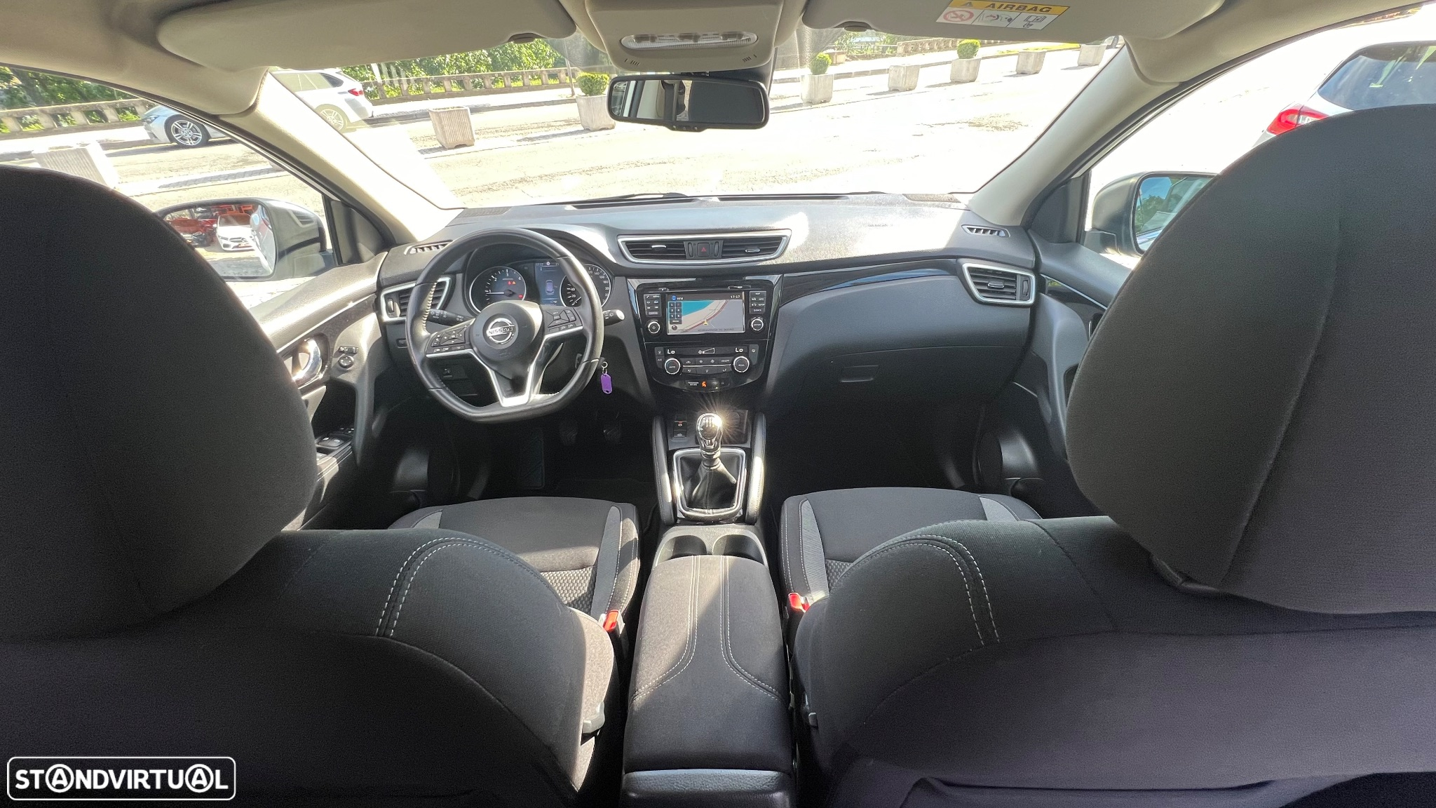 Nissan Qashqai 1.5 dCi N-Connecta Business - 8