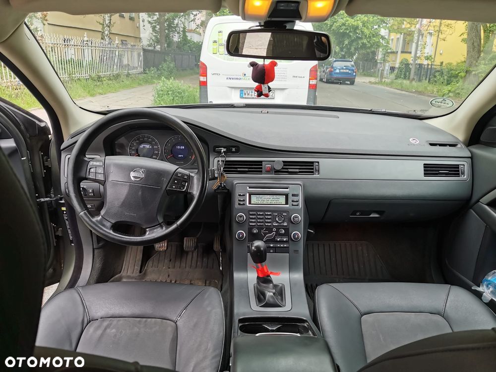 Volvo V70 2.5T Ocean Race - 6