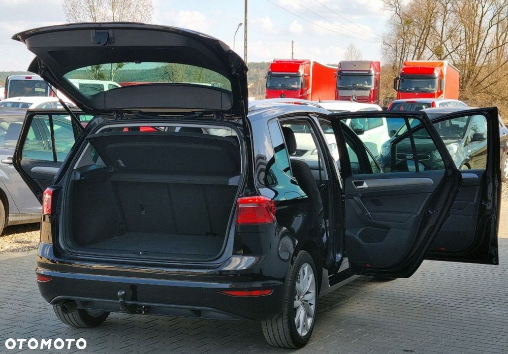 Volkswagen Golf Sportsvan - 9