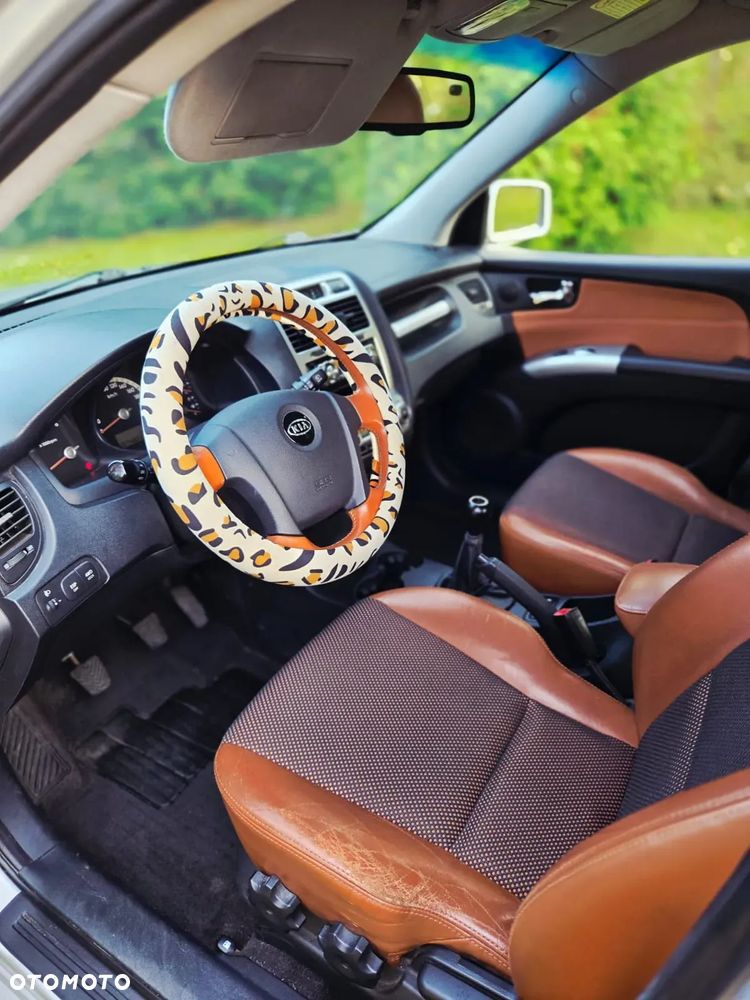 Kia Sportage 2.0 CRDI EX - 8