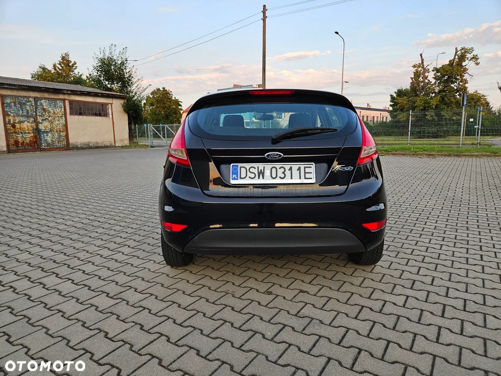 Ford Fiesta - 17