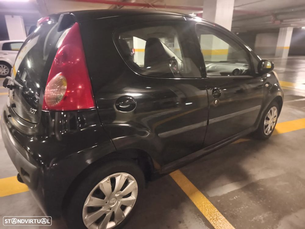 Peugeot 107 1.0 Trendy - 29