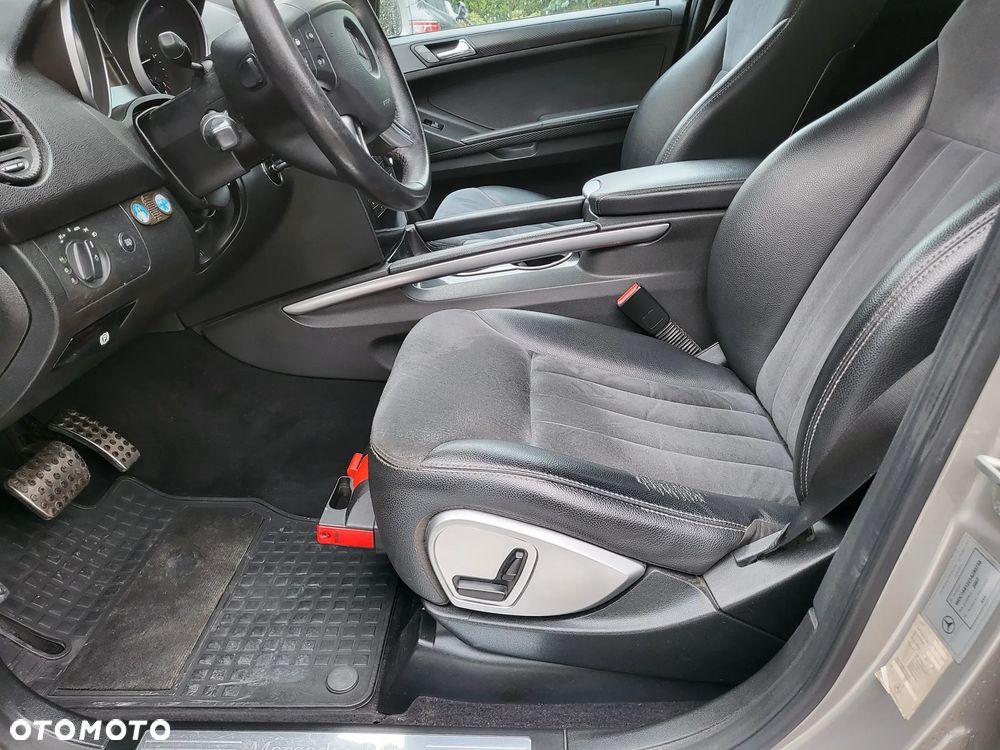 Mercedes-Benz ML - 27