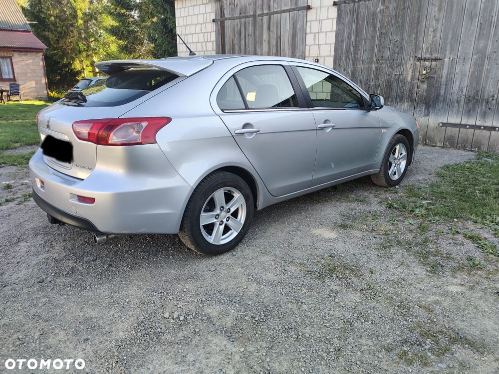 Mitsubishi Lancer - 4
