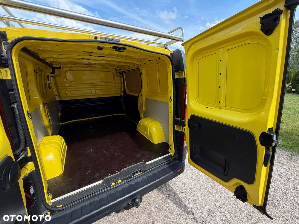 Opel Vivaro - 25