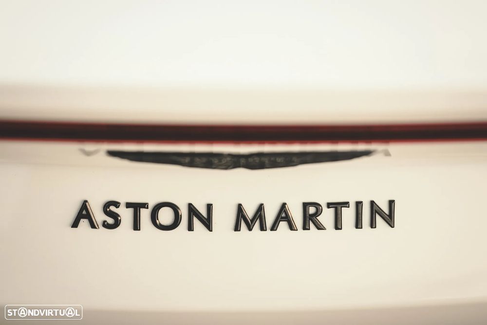 Aston Martin Vantage Coupe V8 - 10