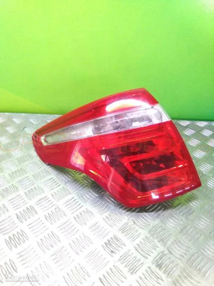 PEÇAS AUTO USADAS para Citroen C4 Picasso 1.6Hdi 2009 Monta Motor 9HZ - 29