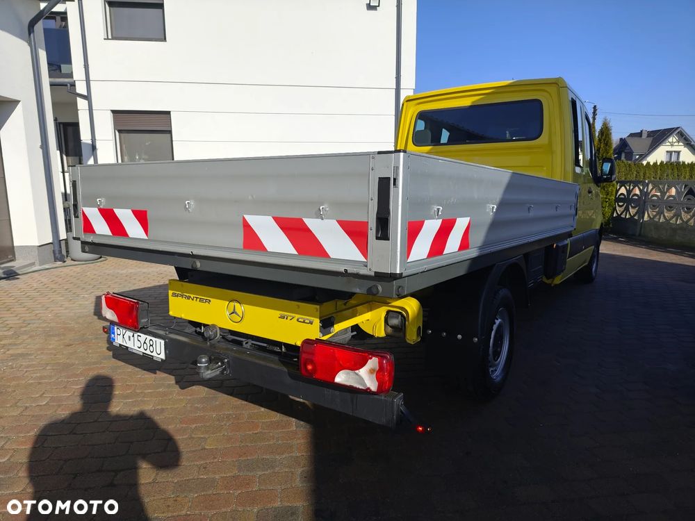 Mercedes-Benz SPRINTER 317 CDI 170KM MAXI LONG DOKA 6OSOBOWA SKRZYNIA KAMERA KLIMATRONIC NAVI COMMAND INTERNET HAK 3500 KG TEMPOMAT cały w oryginale Fotele KOMFORTY podgrzewane - 11