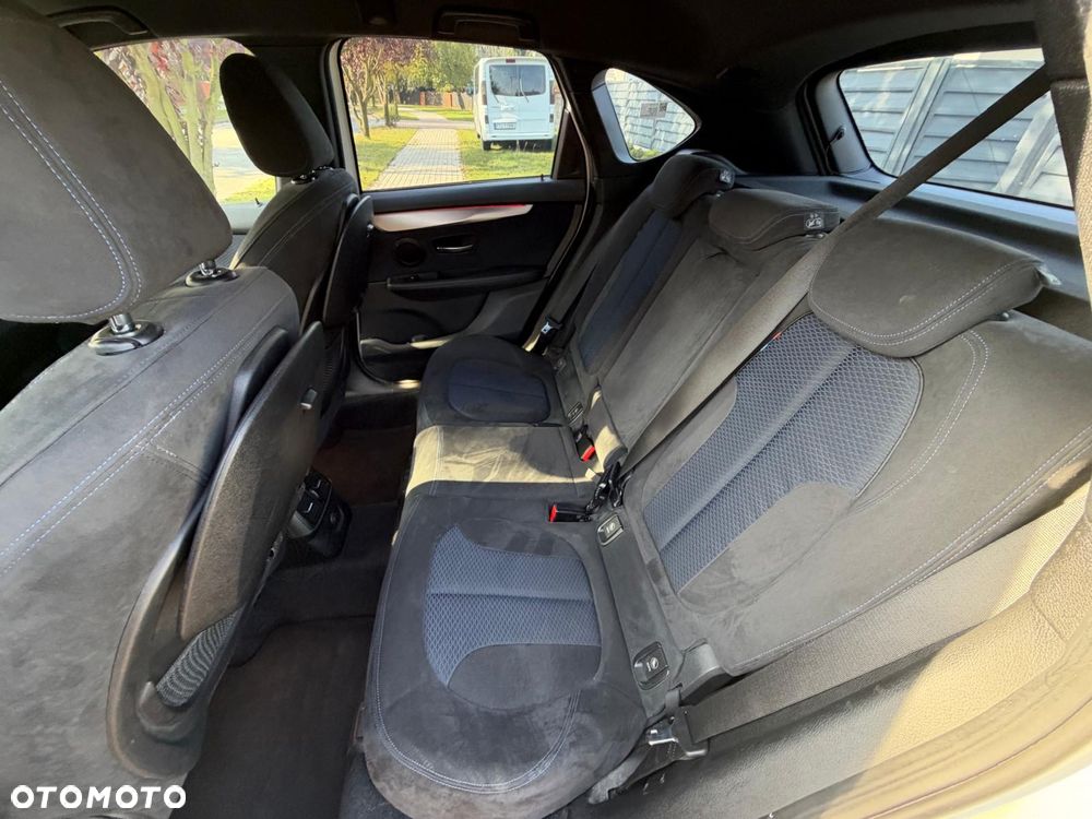 BMW Seria 2 216d GT M Sport - 12