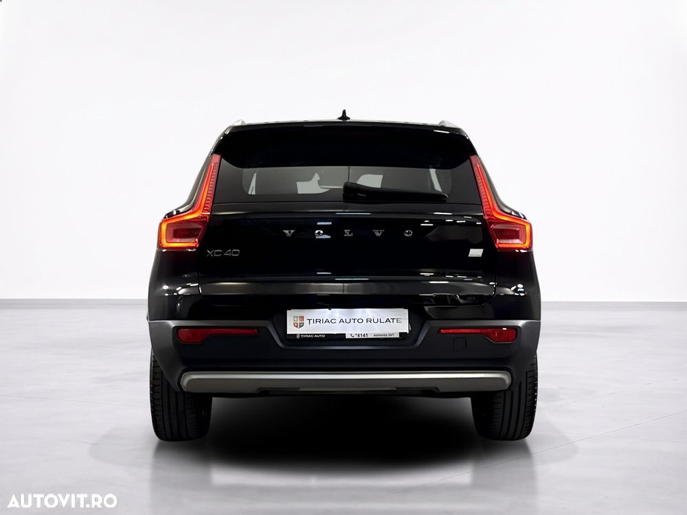 Volvo XC 40 - 5