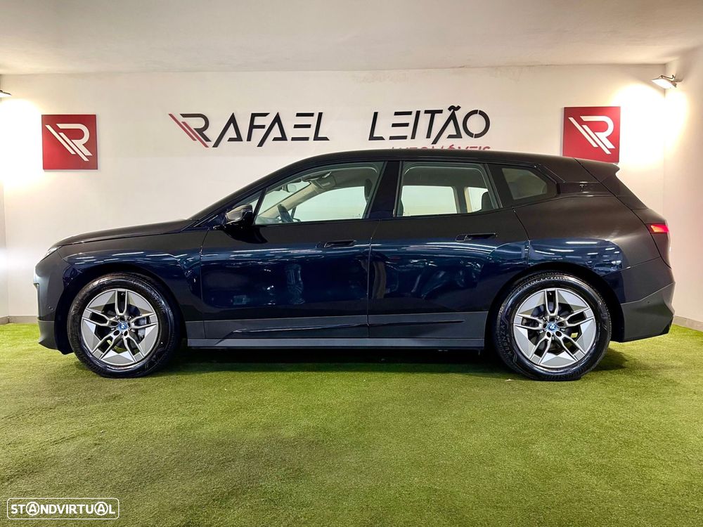 BMW iX xDrive 40 - 10