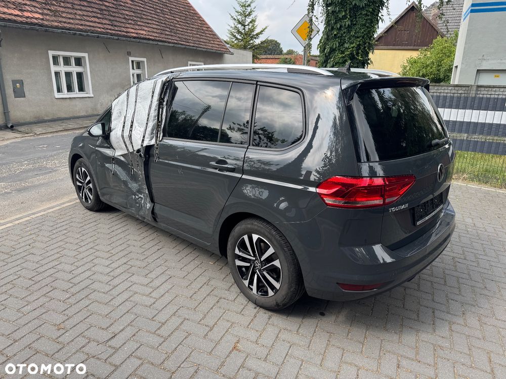 Volkswagen Touran 1.5 TSI ACT OPF UNITED - 16