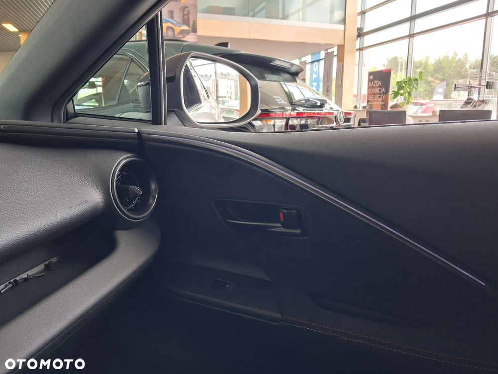 Toyota C-HR 2.0 PHEV Dynamic Force GR Sport - 20