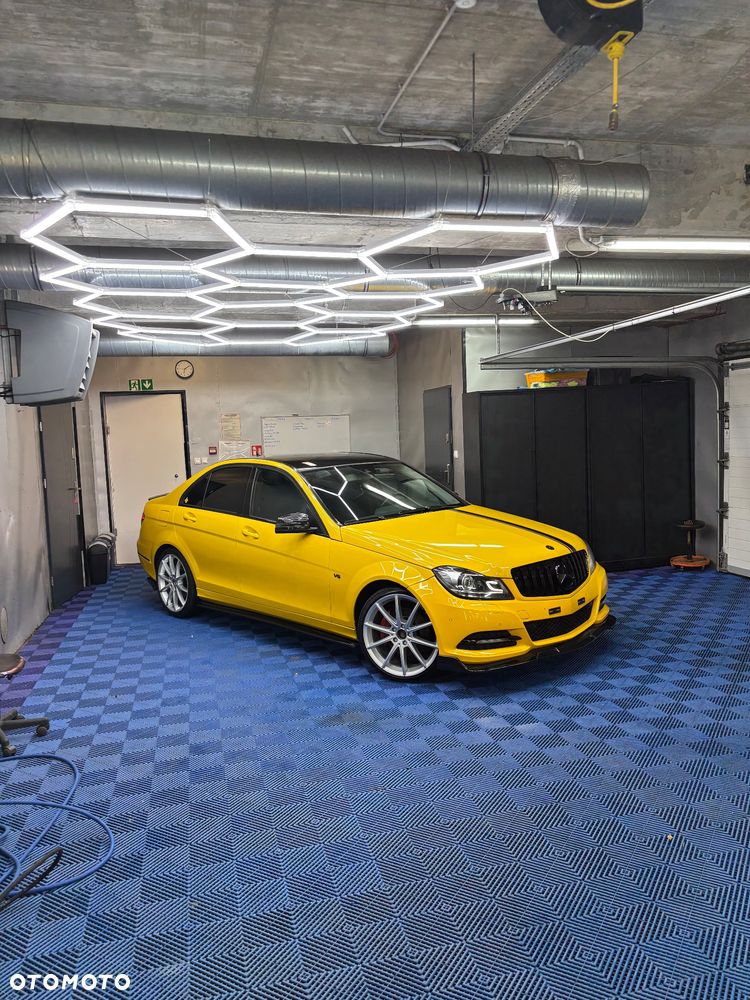 Mercedes-Benz Klasa C 350 CDI DPF (BlueEFFICIENCY) 7G-TRONIC Avantgarde - 1