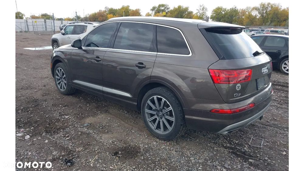 Audi Q7 - 3