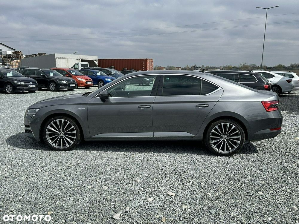 Skoda Superb 2.0 TSI 4x4 L&K DSG - 9