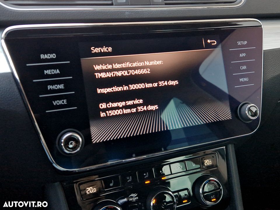 Skoda Superb 2.0 TDI DSG Ambition - 25
