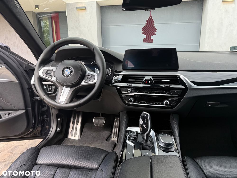 BMW Seria 5 530d xDrive M Sport sport - 17