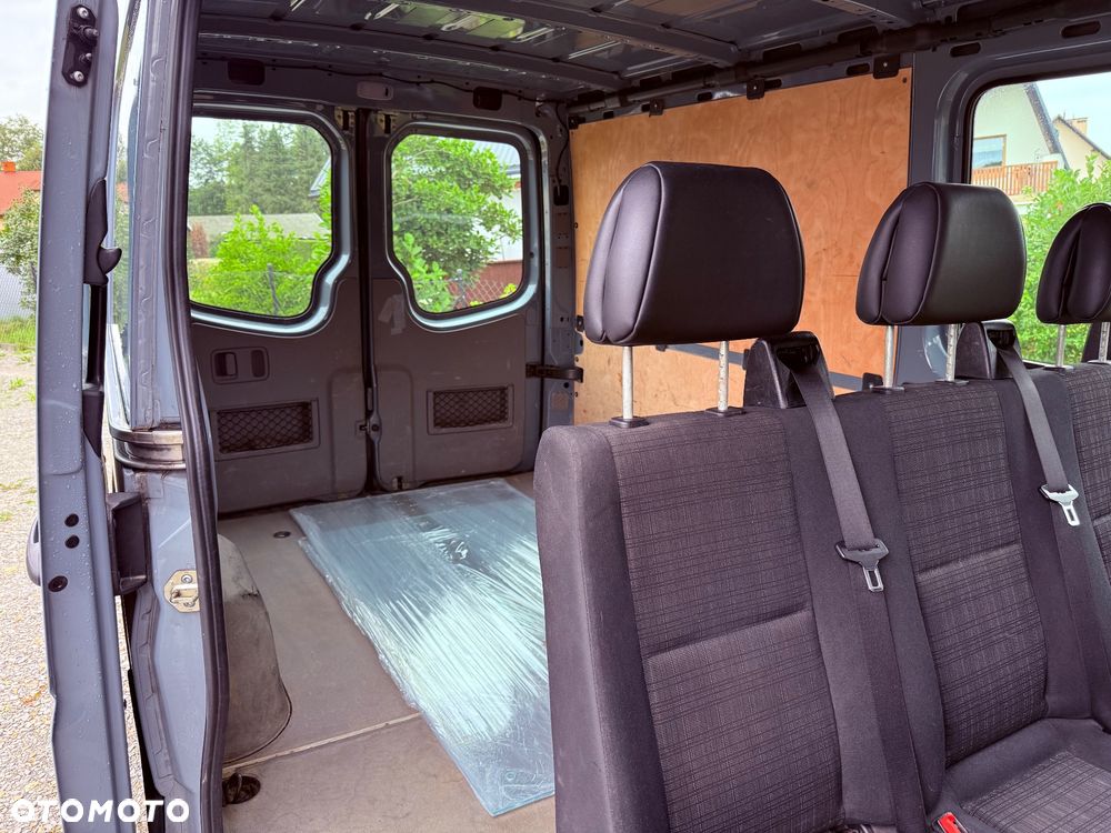 Mercedes-Benz Sprinter - 17