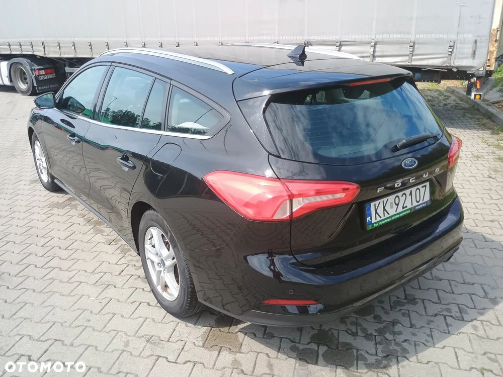 Ford Focus 1.0 EcoBoost Titanium - 13