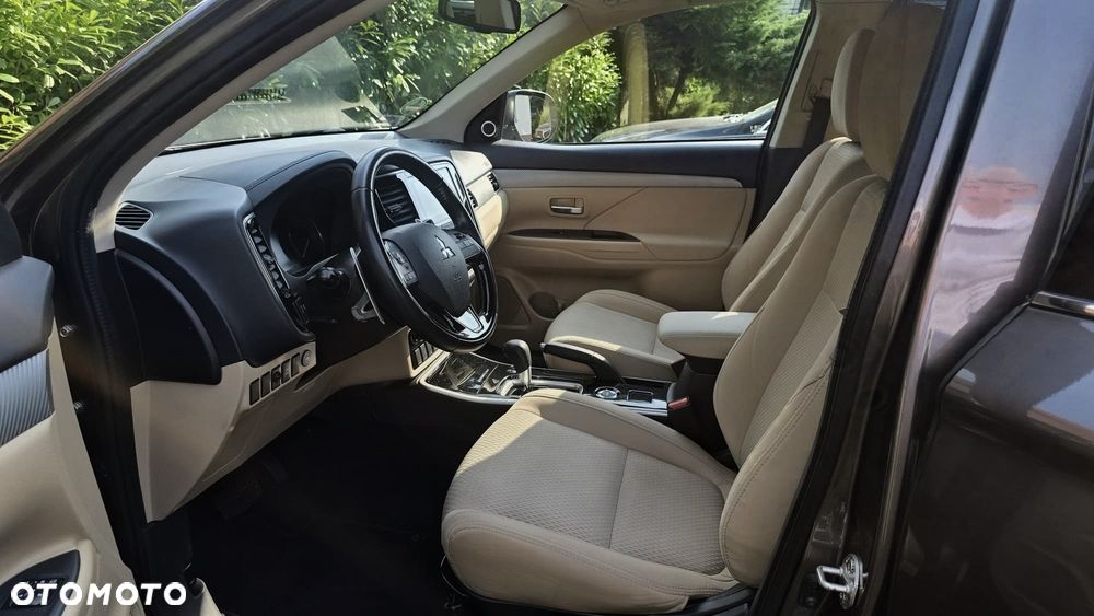 Mitsubishi Outlander 2.0 Intense 4WD CVT - 7
