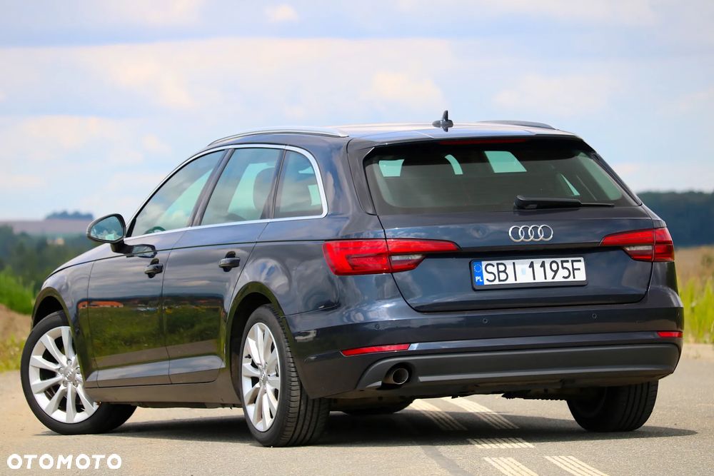 Audi A4 2.0 TDI Design - 32