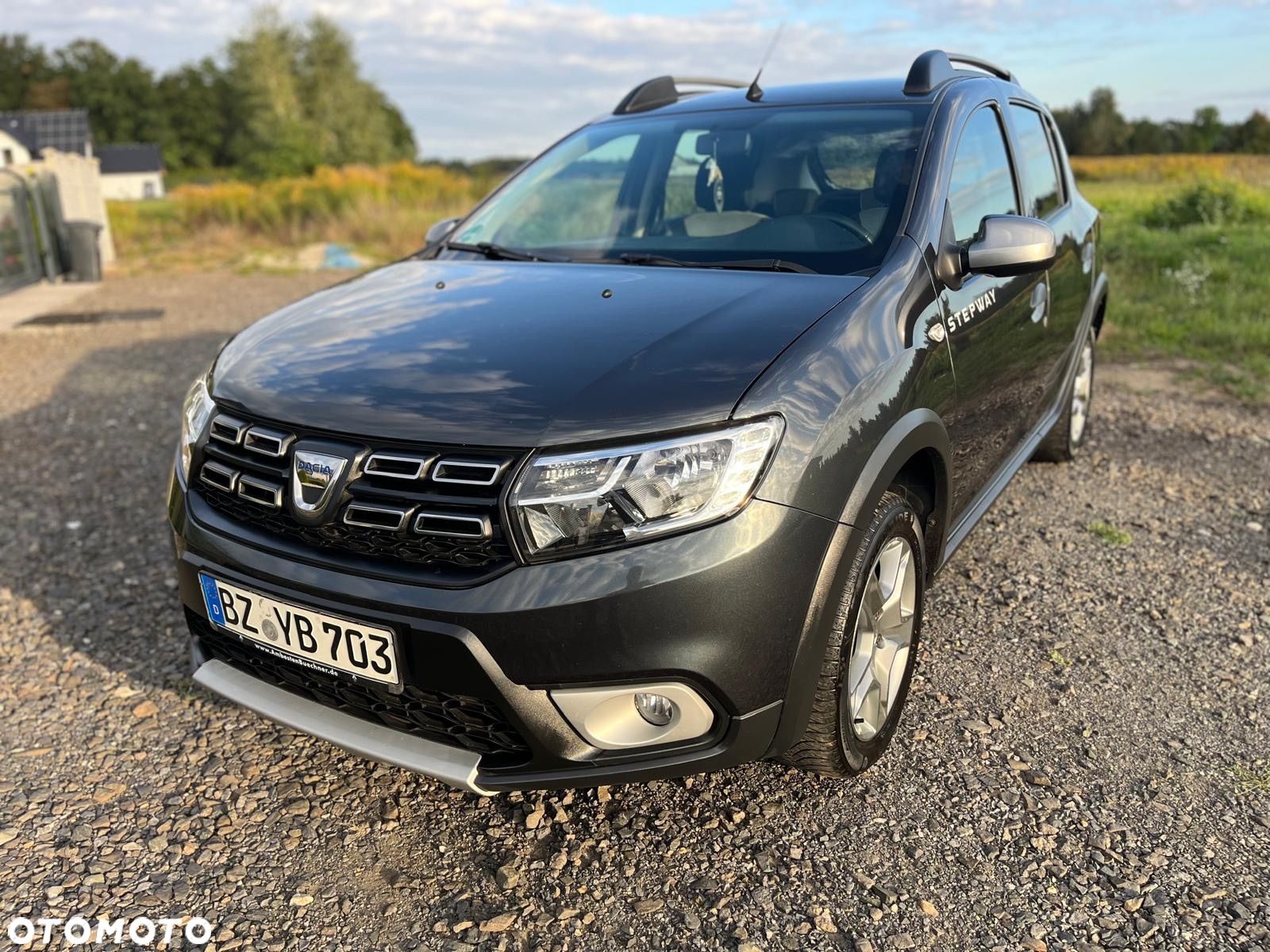 Dacia Sandero Stepway TCe 90 Prestige - 1