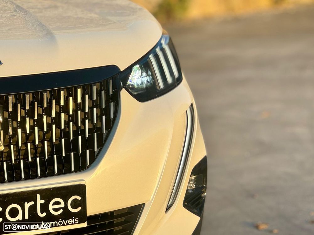 Peugeot 2008 1.2 PureTech GT Line EAT8 - 25