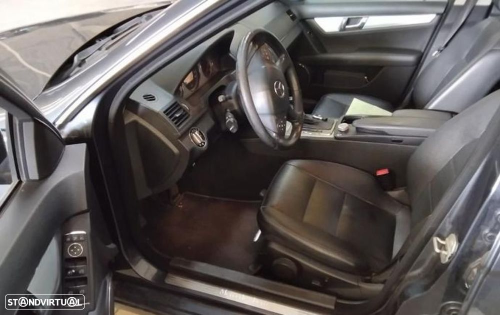 Mercedes-Benz C 320 - 3