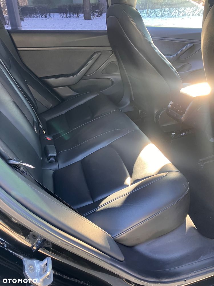 Tesla Model 3 Standard Reichweite Plus Hinterradantrieb - 11