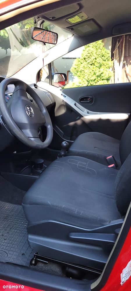 Toyota Yaris 1.0 Luna - 13
