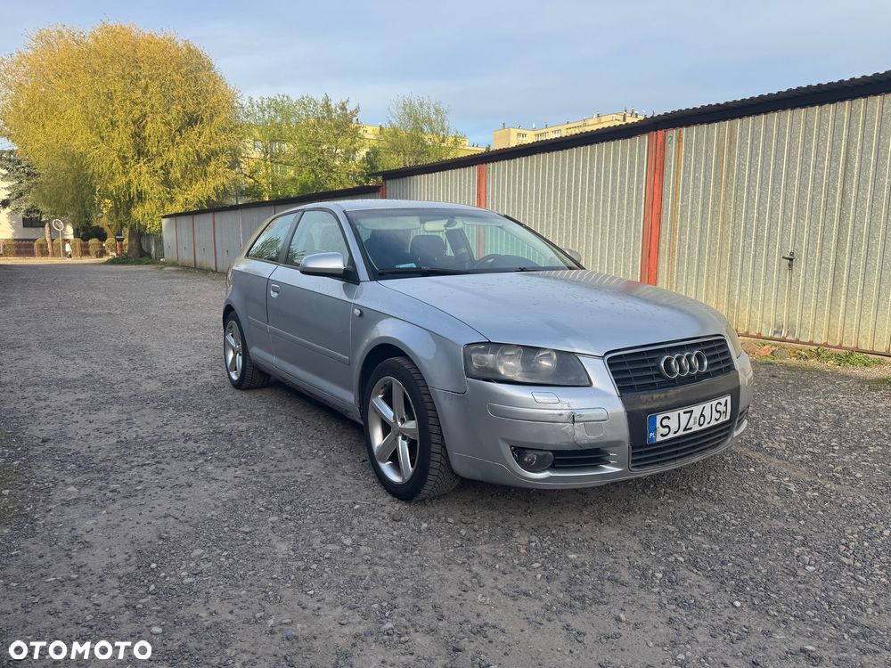 Audi A3 3-drzwiowe 1.6 FSI Ambition - 2