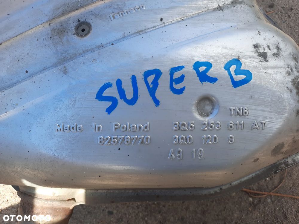 Skoda Superb 2.0 TFSI Kompletny układ wydechowy Tłumik Wydech 3Q5253611AT 3Q5253611AQ - 5