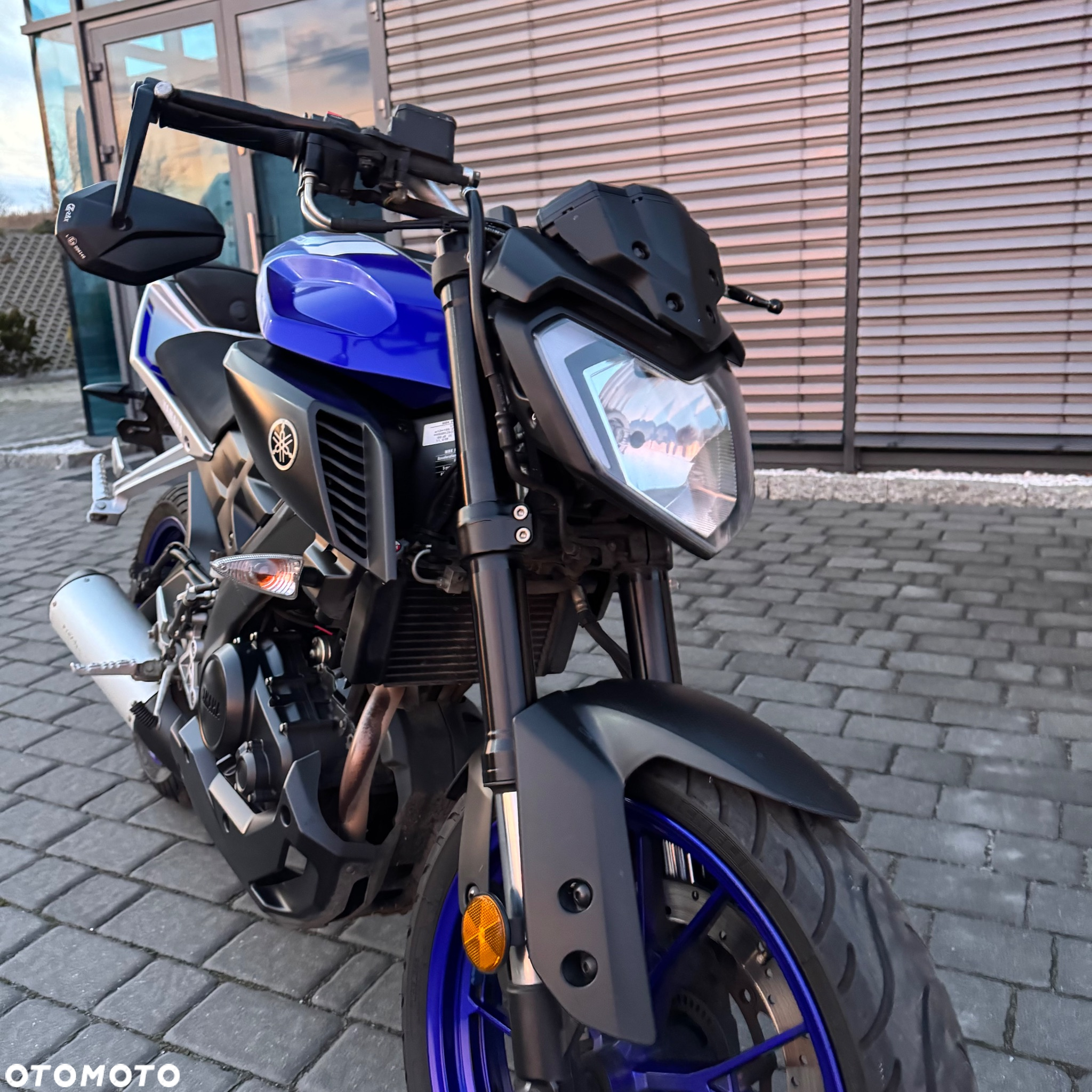 Yamaha MT - 7