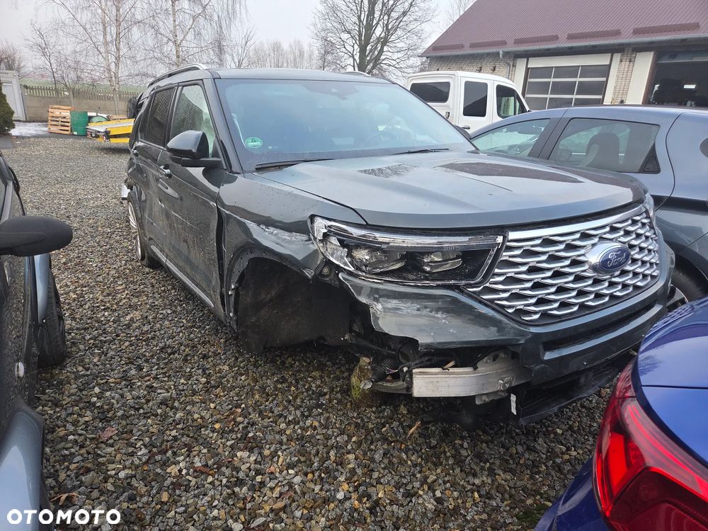 Ford Explorer EcoBoost Plug-in Hybrid PLATINUM - 4