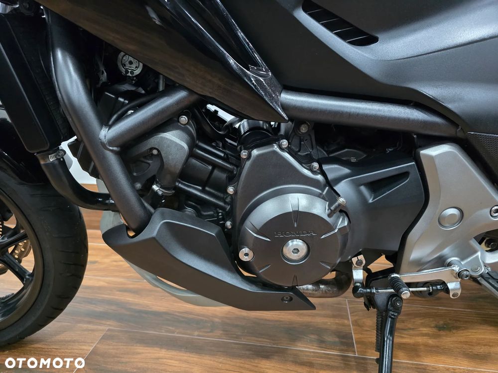 Honda NC - 12