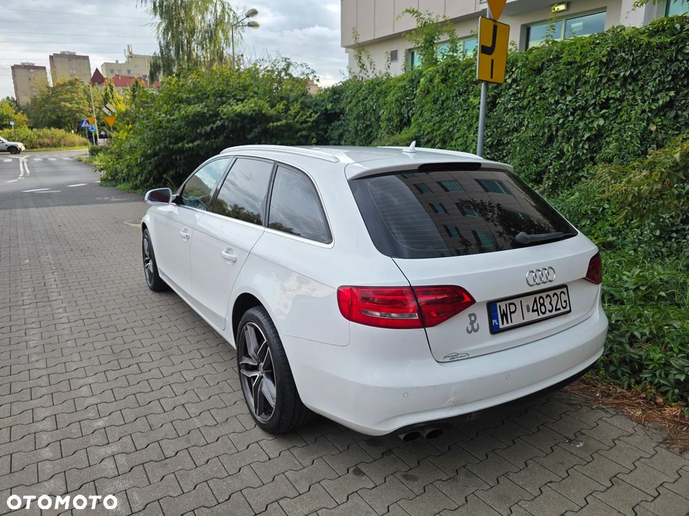 Audi A4 Avant 2.0 TDI DPF multitronic Ambiente - 8