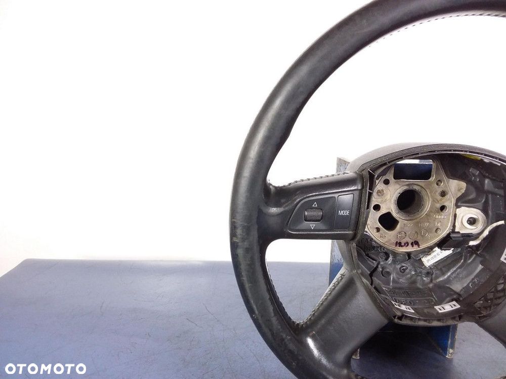 A4 B7 KIEROWNICA SKÓRA MULTIFUNKCJA 8P0419091BG - 2