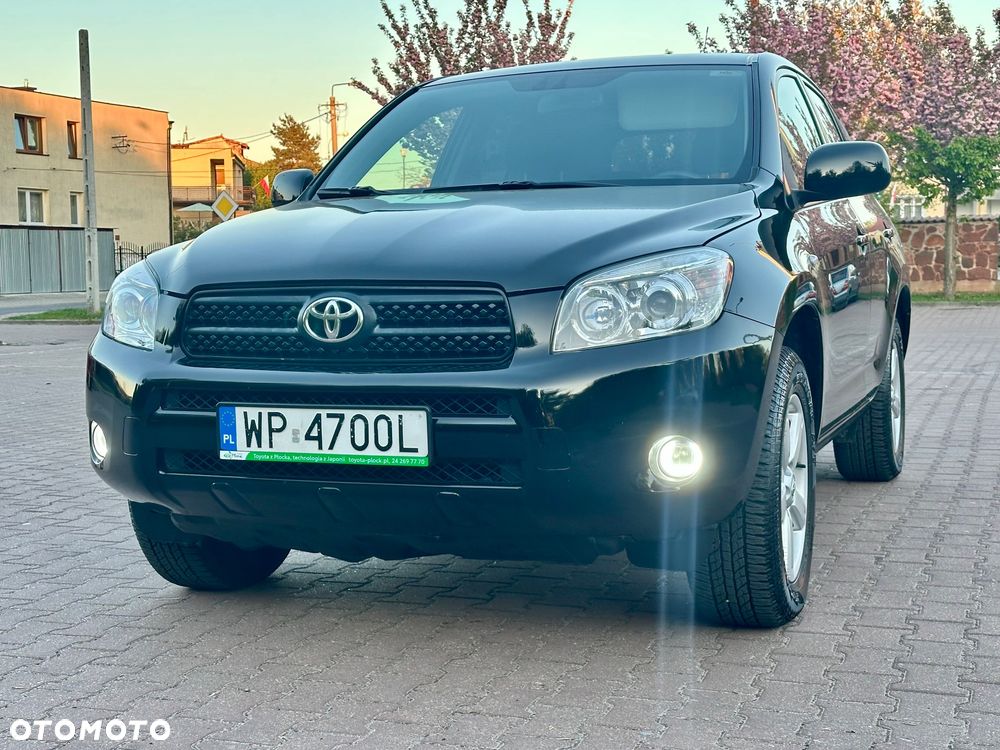 Toyota RAV4 2.0 VVT-i Premium - 1