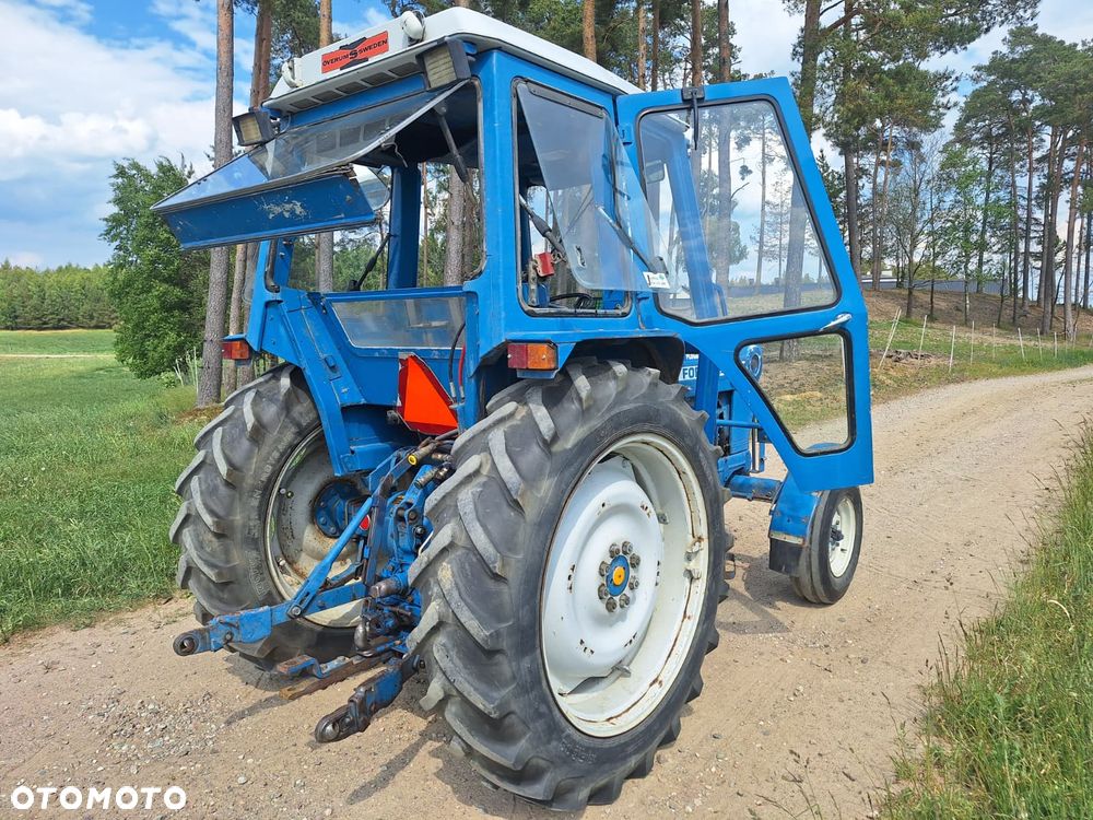 Ford 4600 - 11