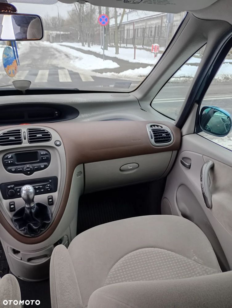 Citroën Xsara Picasso 1.8i 16V Exclusive - 11