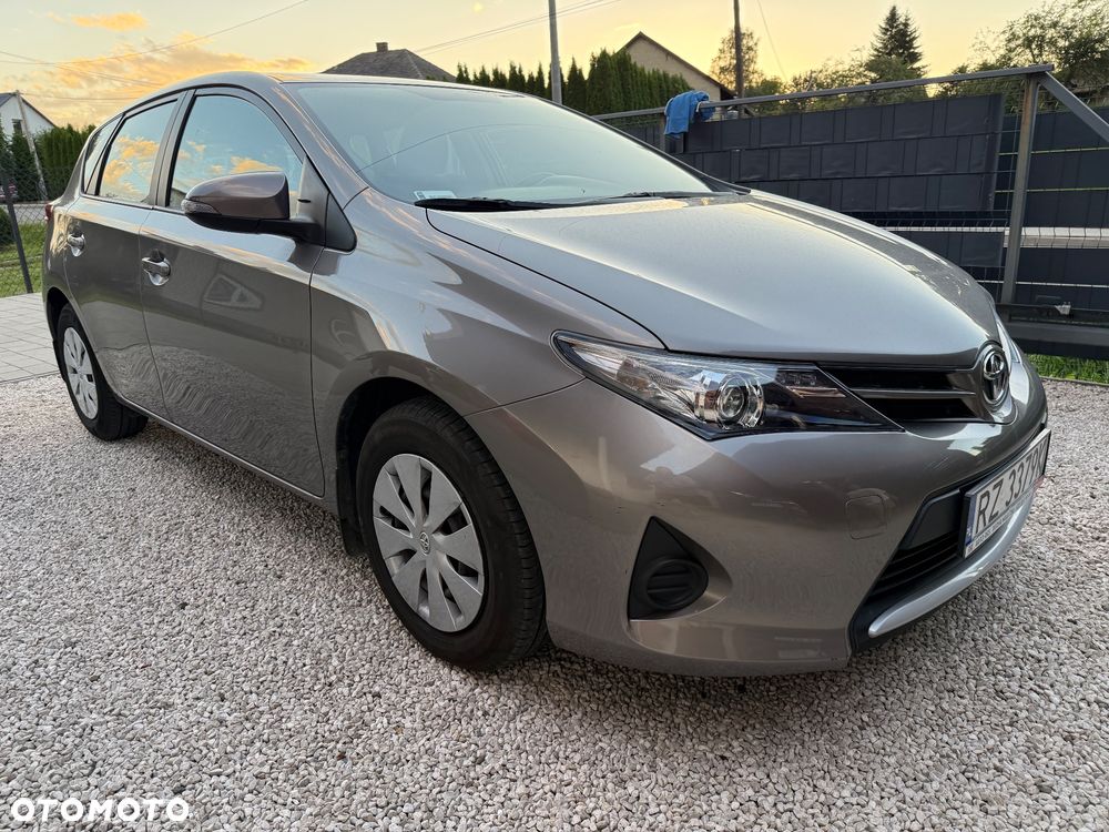 Toyota Auris - 3