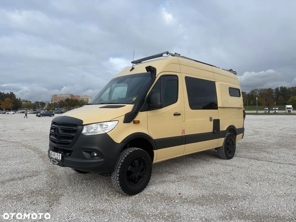 Mercedes-Benz Sprinter - 1