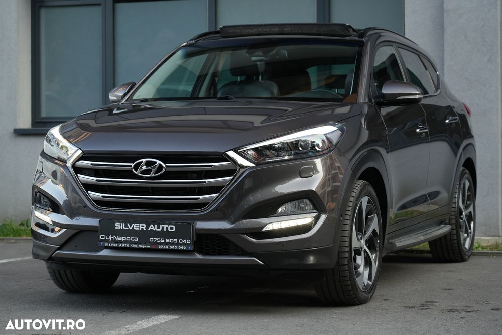 Hyundai Tucson 2.0 CRDI 4WD Automatik Premium - 24