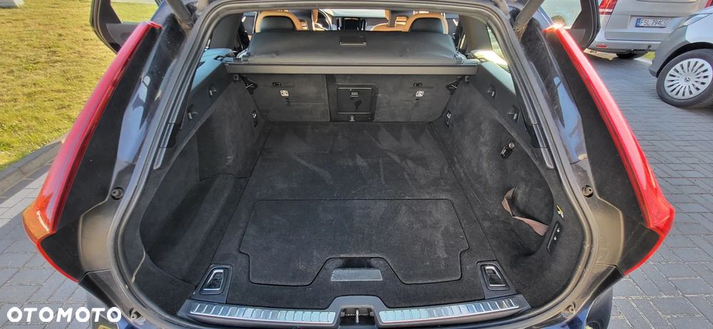 Volvo V90 D5 AWD Geartronic Inscription - 5