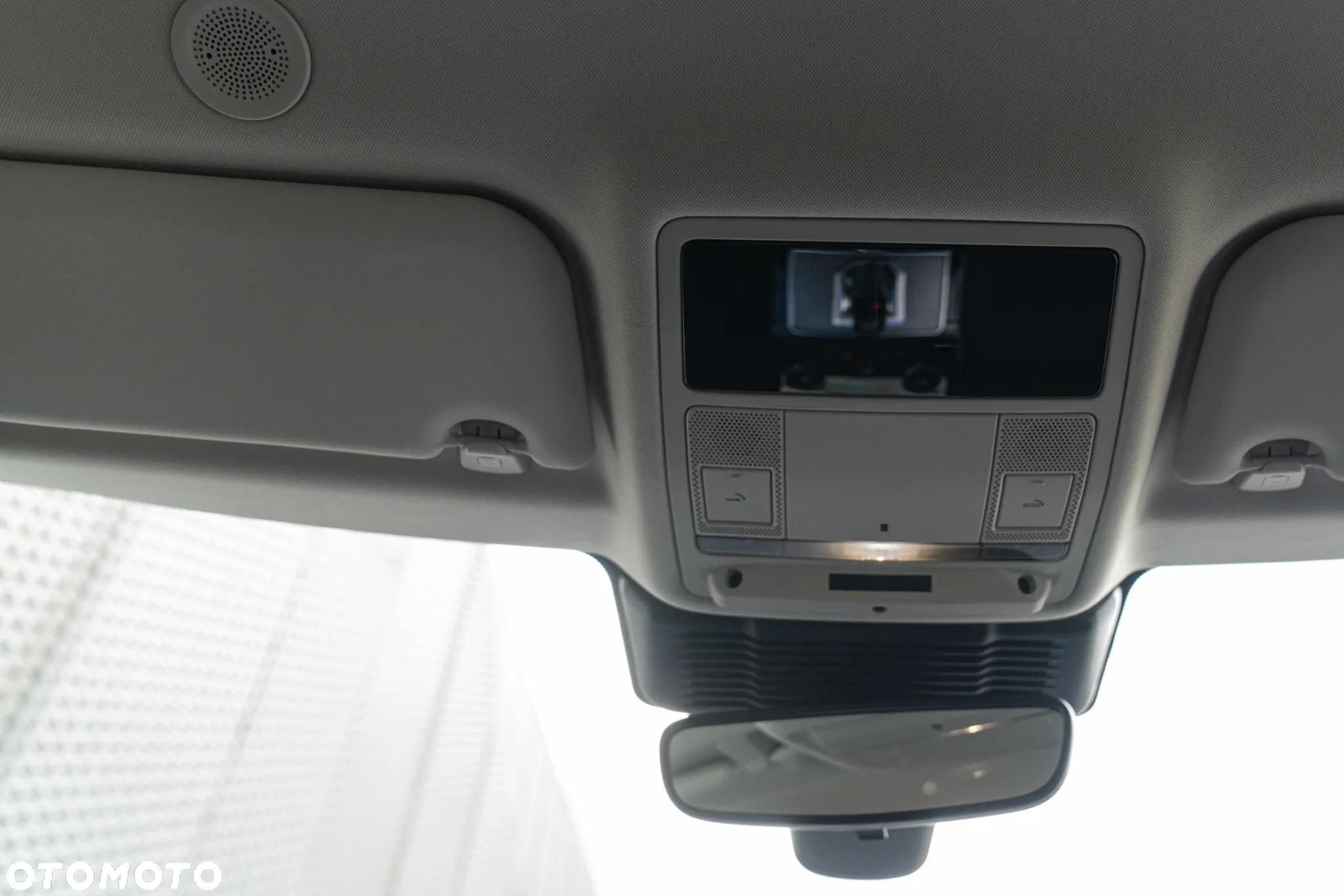 Land Rover Range Rover Evoque - 36