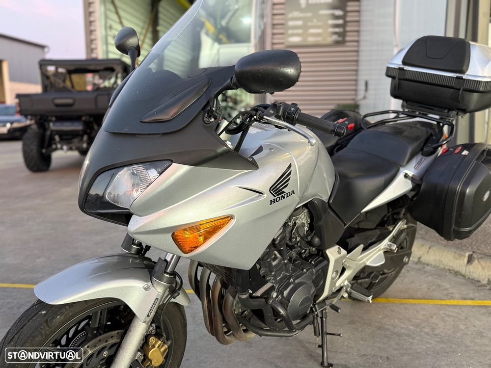 Honda CBF 600 com kit de 3 malas - 5