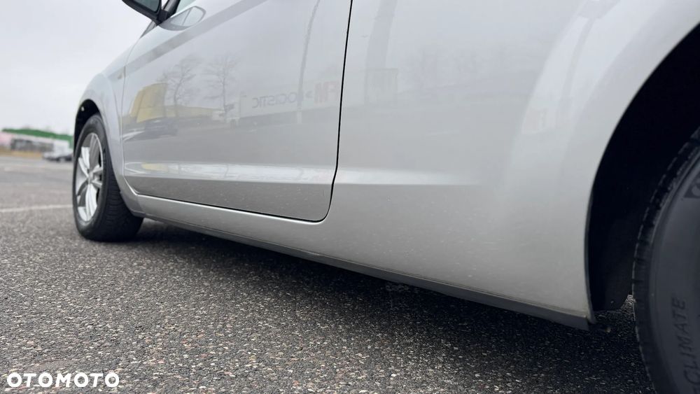 Ford Focus 1.6 16V Style+ - 17