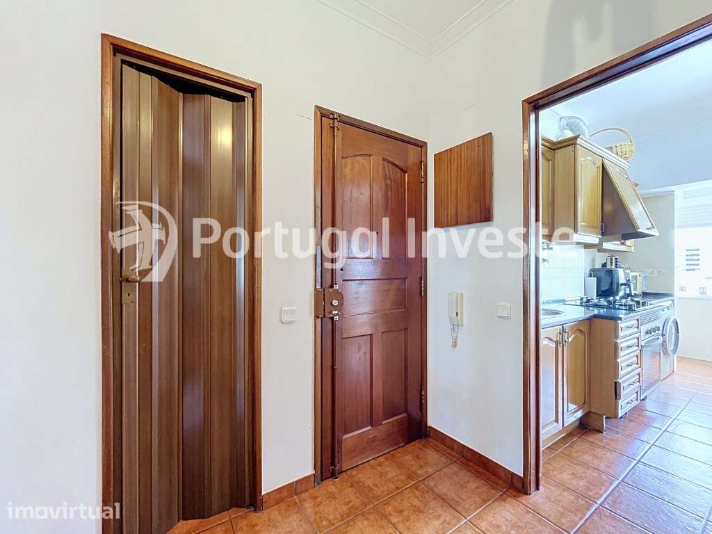 Apartamento de 4 Assoalhadas no Centro da Cova da Piedade - Almada - Grande imagem: 4/27